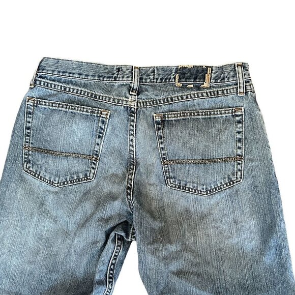 Wrangler Genuine Relaxed Boot Cut Medium Wash Blue Jeans Size 33" x 30" #J3-1524 - Picture 3 of 7